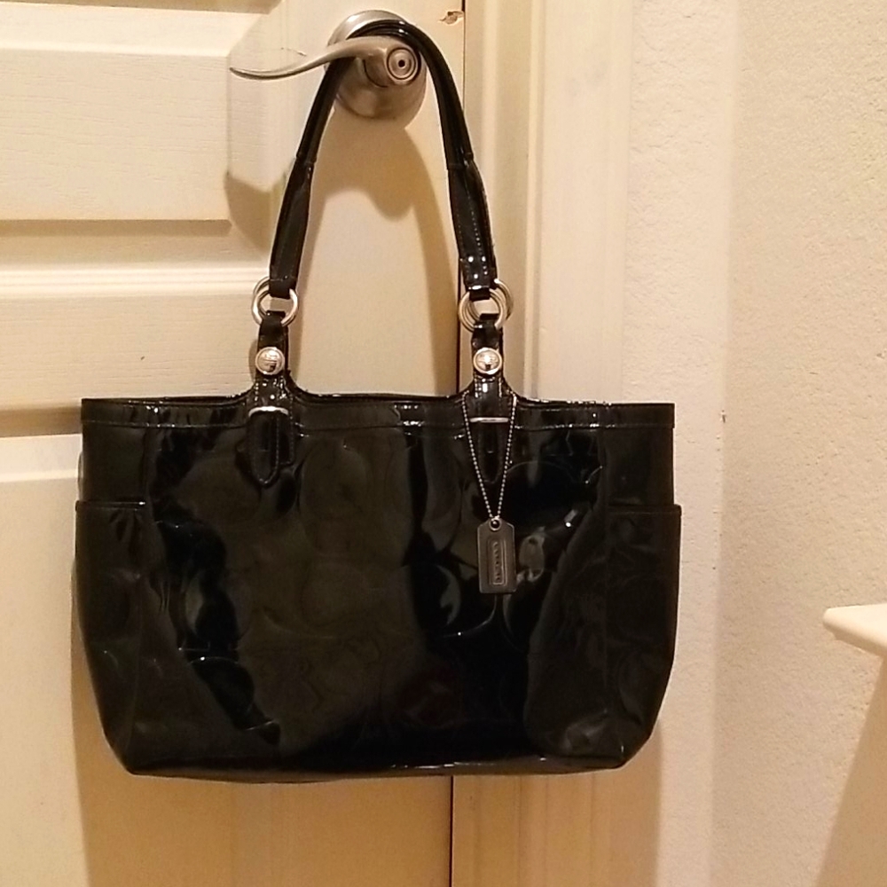 Coach  hand bag🌺♥️